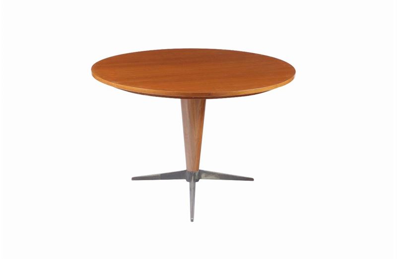 Tavolo con struttura in legno e sostegno in ottone.  - Asta Design II - II - Cambi Casa d'Aste