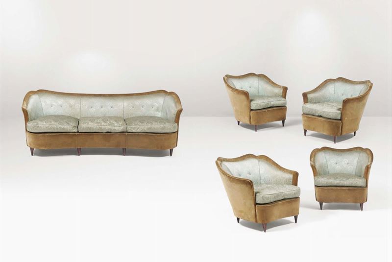 A sofa with four armchairs. Wooden structure and fabric upholstery. Italy, 1940 ca.  - Auction Design - Cambi Casa d'Aste