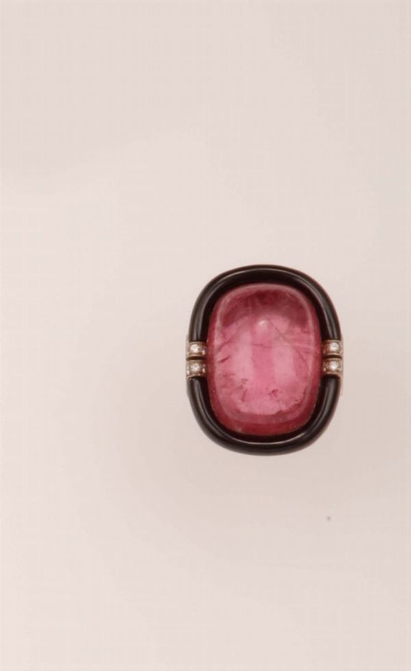 Pink tourmaline, onix and diamond ring