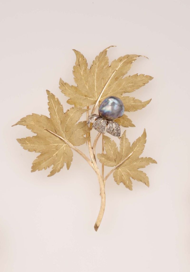 Pearl and diamond brooch. Signed Mario Buccellati. Fitted case  - Auction Fine Jewels - Cambi Casa d'Aste