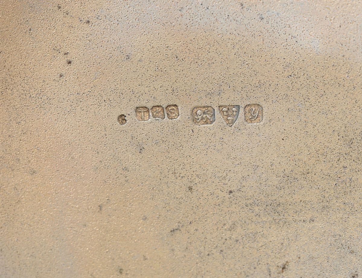 Alzata in Argento e Vetro Rubino. Impero Austroungarico XIX.XX Secolo