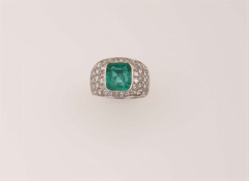 Emerald and diamond ring  - Auction Fine Jewels - Cambi Casa d'Aste