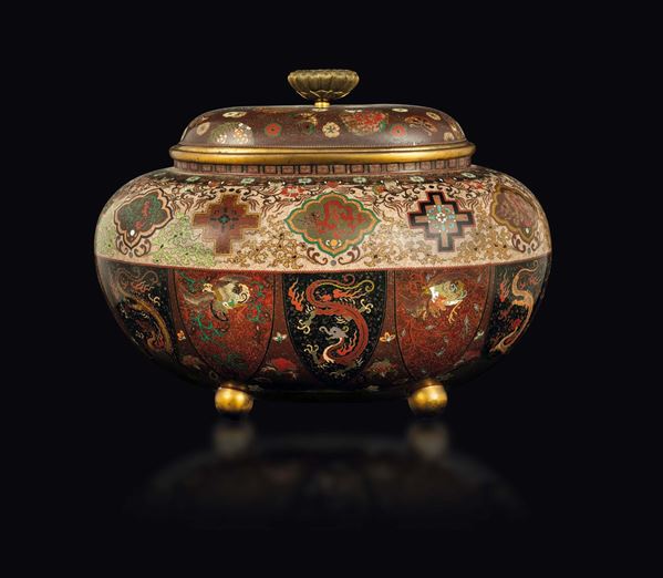 A cloisonné enamelled vase with a floral decor and a lid with a flower-shaped handle, Japan, Meiji period, late 19th century