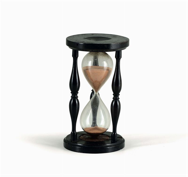 An hourglass in turned and ebonized wood and blown glass. Italy, 19th century  - Auction Sculpture and Works of Art - Cambi Casa d'Aste