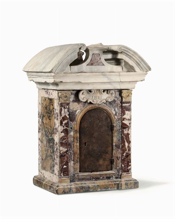 An architectonic ciborium in white marble and coloured stones. Italian Baroque art from the 17th century