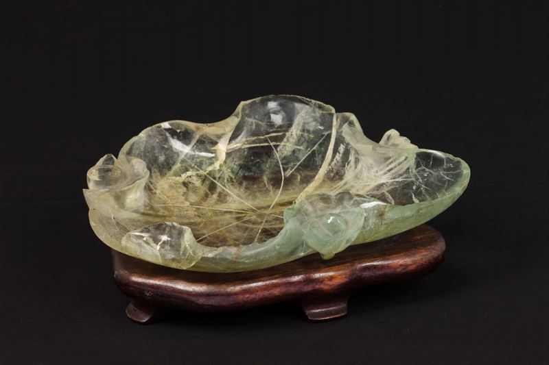 An agate brush washer in the shape of a lotus flower, China, Qing Dynasty, late 19th century  - Auction Chinese Works of Art - Cambi Casa d'Aste