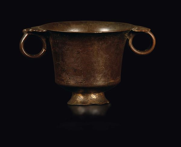 Coppa in bronzo con tracce di doratura inciso e niellato in argento, Cina, Dinastia Ming, XVI secolo
