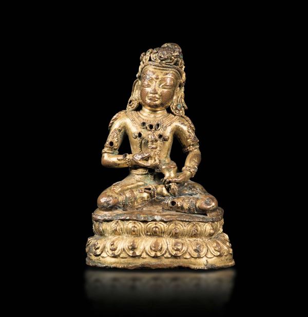 Figura di Tara seduta su doppio loto con innesti in pietre dure,Tibet, XV secolo