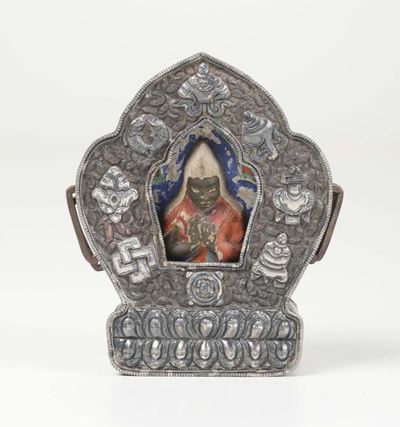 Figura di Divinità in Custodia di Rame Cesellato, XIX Secolo