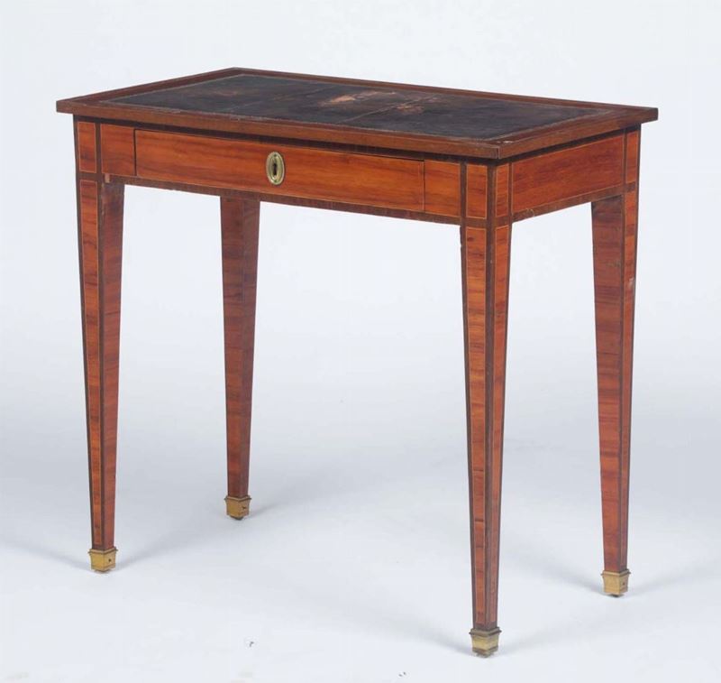 Tavolo scrittoio lastronato ed intarsiato in bois de rose. Francia, fine XVIII secolo  - Auction Furniture | Cambi Time - Cambi Casa d'Aste
