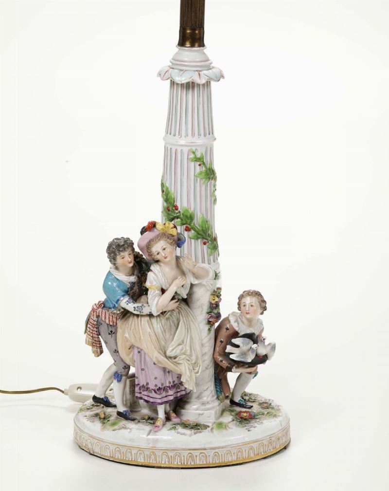 Gruppo montato a lume Probabilmente Germania, XX secolo  - Auction Ceramics - Timed Auction - Cambi Casa d'Aste