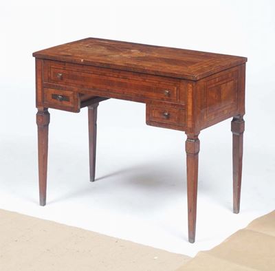 Toelette di Gusto Luigi XVI in Legno Lastronato ed Intarsiato, XIX Secolo