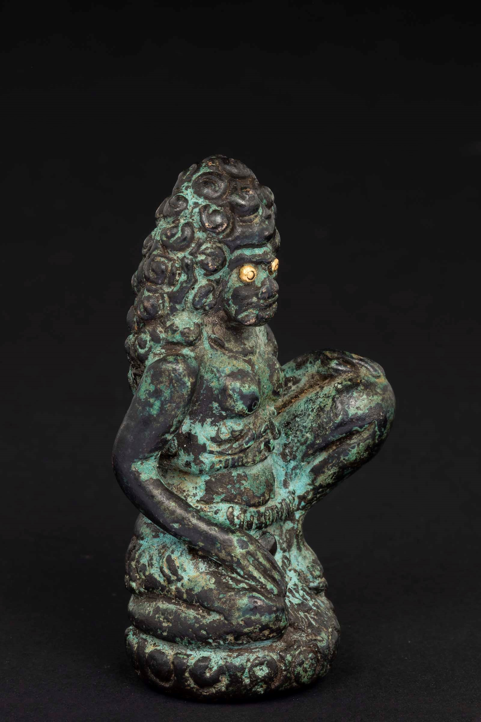 Figura di Divinità in Bronzo con Occhi in Oro, India del Nord, Periodo Pala (XI-XII Secolo)