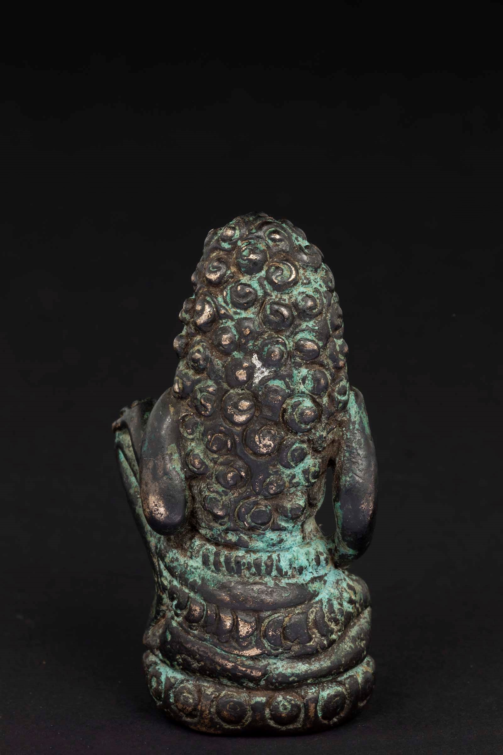 Figura di Divinità in Bronzo con Occhi in Oro, India del Nord, Periodo Pala (XI-XII Secolo)