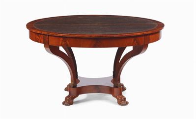 Tavolo in Stile Neoclassico con Piano Circolare Allungabile, XIX-XX Secolo