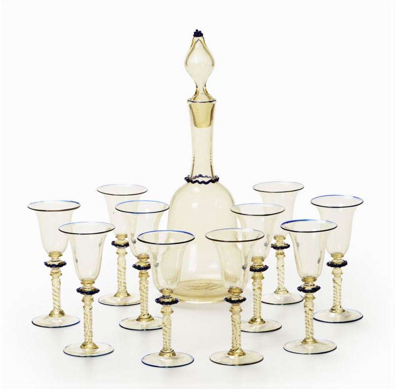 Servizio di bicchieri con bottiglia Italia, probabilmente Murano, XX secolo  - Asta L'Art de la Table - Cambi Casa d'Aste