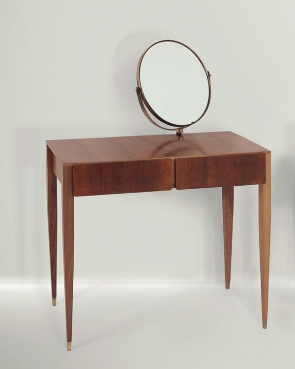 Gio Ponti, a vanity table with tilting mirror. Brass tips. Original design for the Hotel Royal in Naples. Italy, 1950 ca.