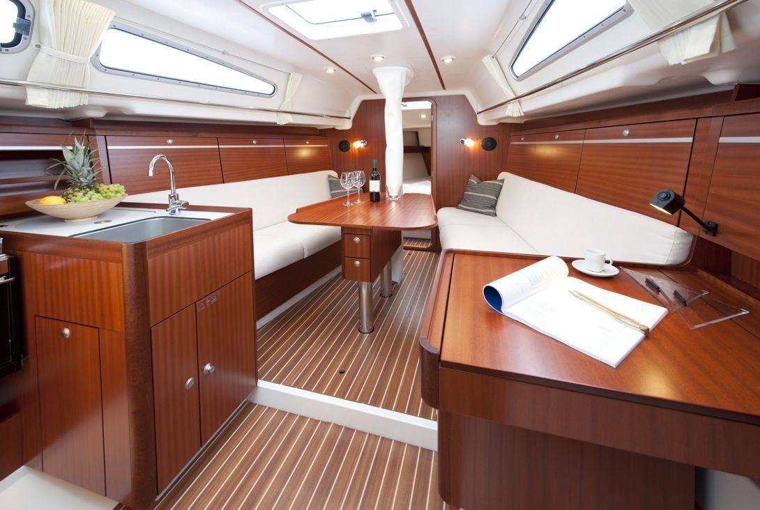 Jeanneau Sun Fast40builder: Jeanneau