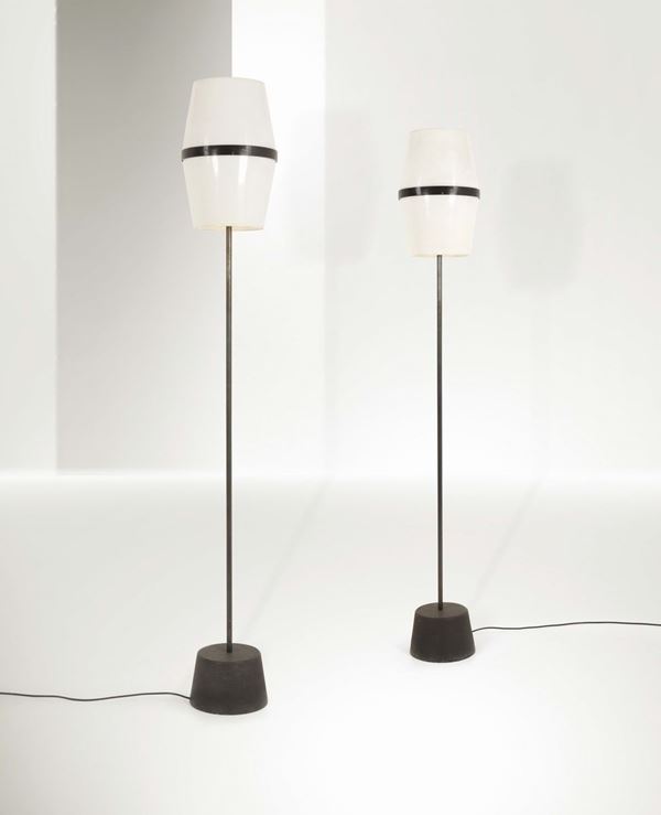 Roberto Menghi, a pair of floor lamps with a lacquered metal structure and perspex diffusers. Italy, 1960 ca.