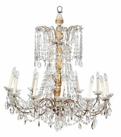 Lampadario a 12 Luci in Legno Intagliato e Dorato, Fine XVIII Secolo