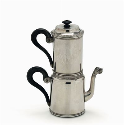 Caffettiera in Argento Sbalzato e Cesellato, Francia XIX Secolo