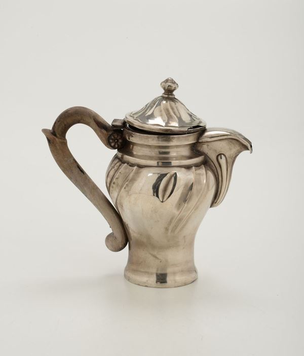 Caffettiera in argento, manifattura italiana del XX secolo