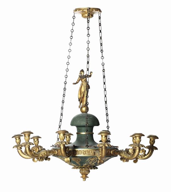 Lampadario a dodici luci in legno intagliato, laccato e dorato, XIX secolo