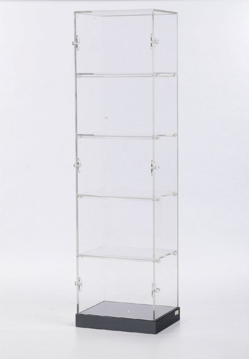 Vetrina espositiva in plexiglass  - Auction Fine Art Timed Auction - V - Cambi Casa d'Aste