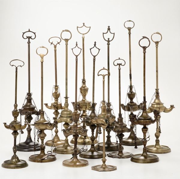 Lotto di quattordici lucerne fiorentine, XVIII-XIX secolo