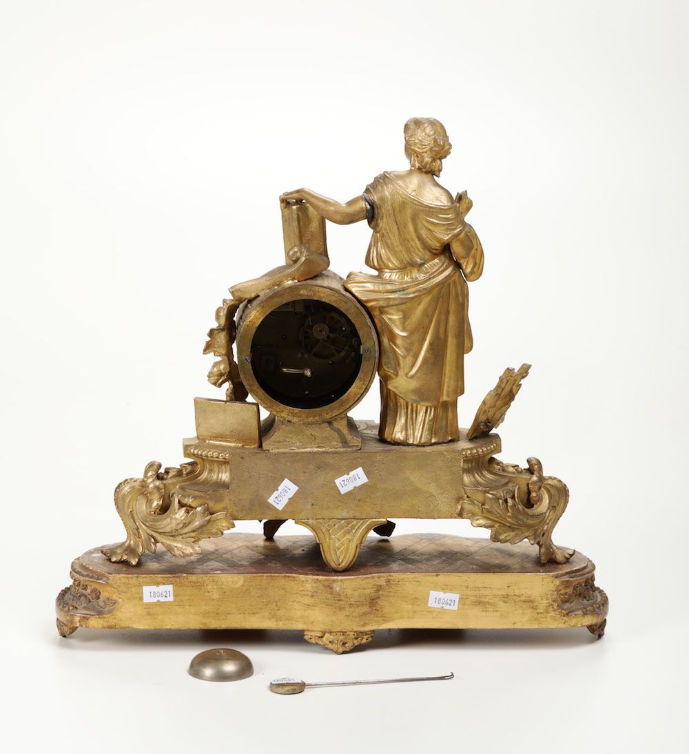 Pendola da Tavolo in Bronzo Dorato con Base in Legno, Francia Fine XIX Secolo