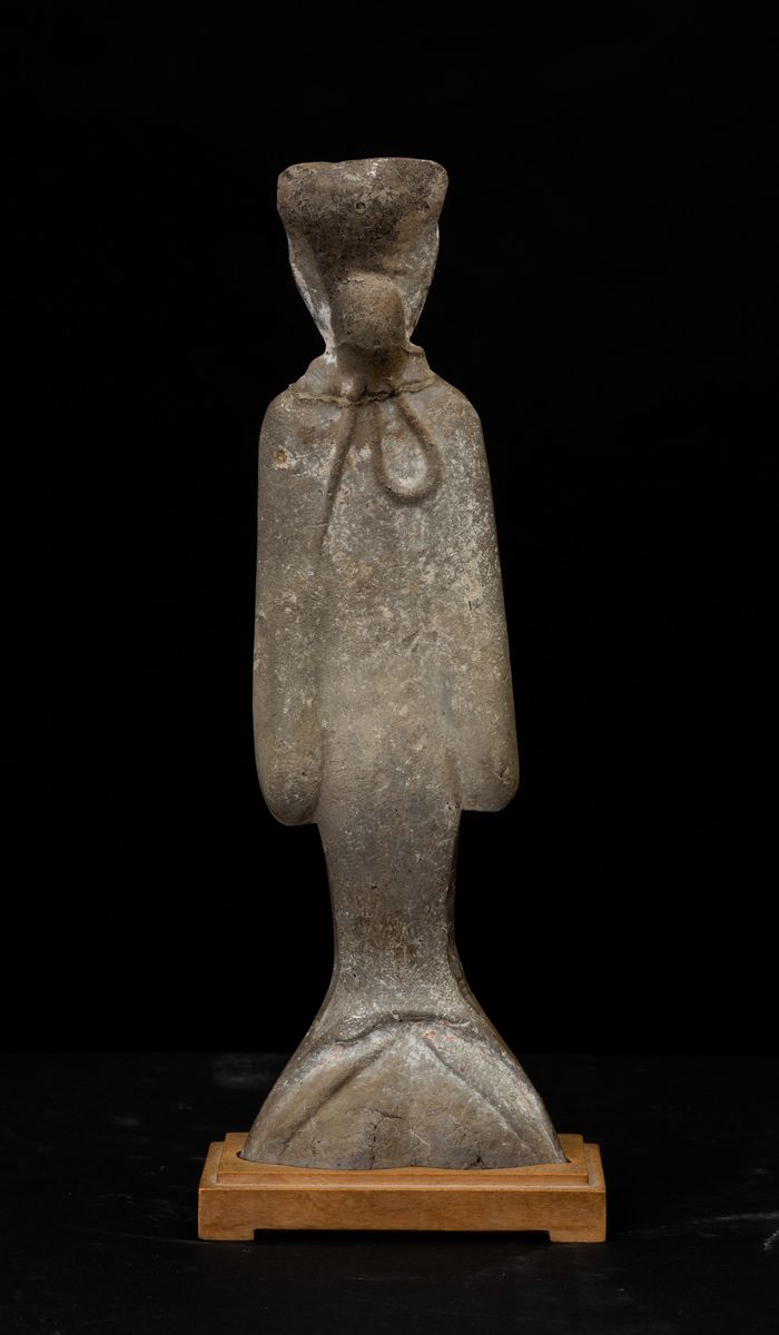 Figura Femminile in Terracotta con Tracce di Policromia, Cina, Dinastia Tang (618-906)
