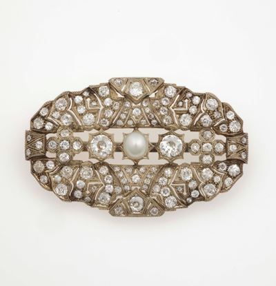 Spilla con Diamanti di Vecchio Taglio e Perla