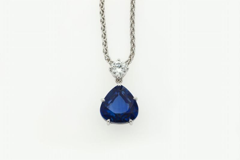 Sapphire and diamond pendant  - Auction Jewels Timed Auction - Cambi Casa d'Aste