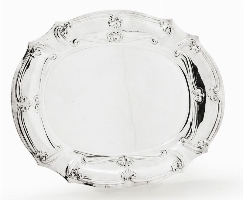 Vassoio ovale in argento 925, argentiere Frate Scauri, Italia XX secolo  - Auction L'Art de la Table - Cambi Casa d'Aste