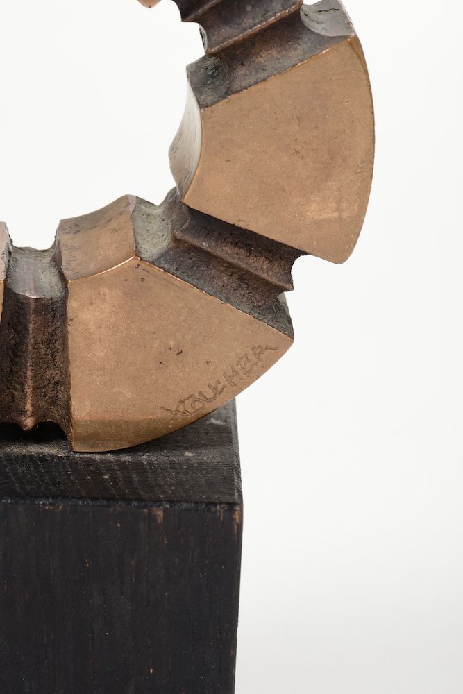 Scultura in Bronzo a Firma X Buher (?)
