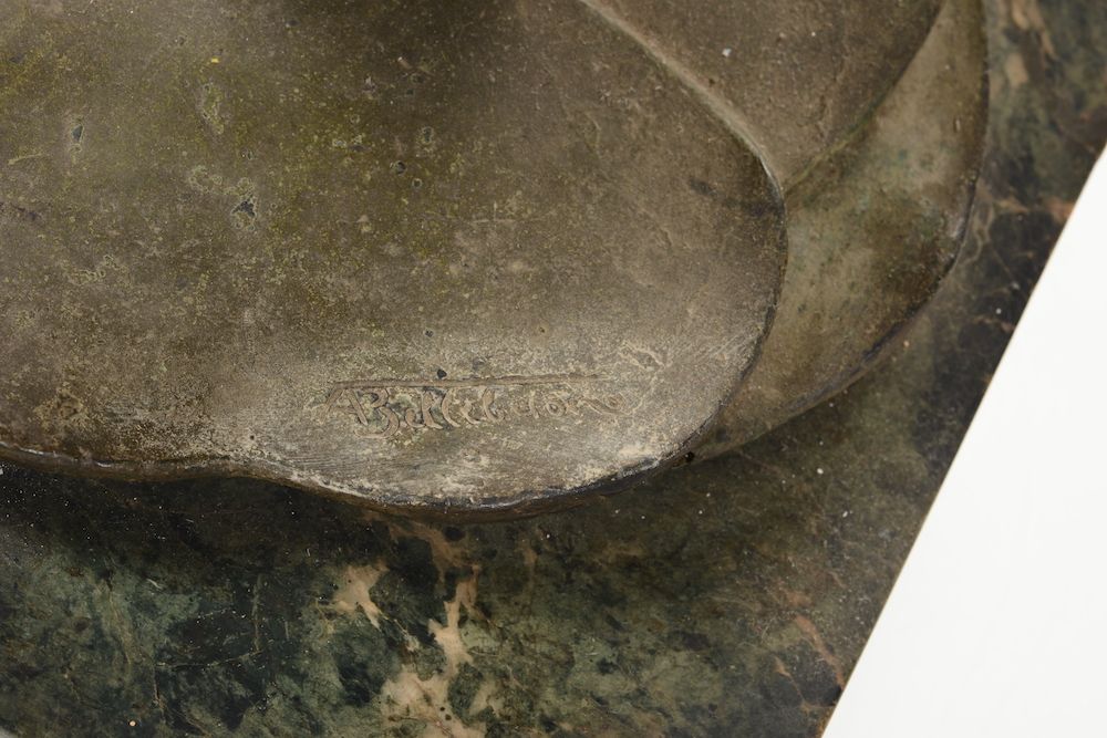 Figura Femminile su Fiore di Loto in Bronzo, XX Secolo