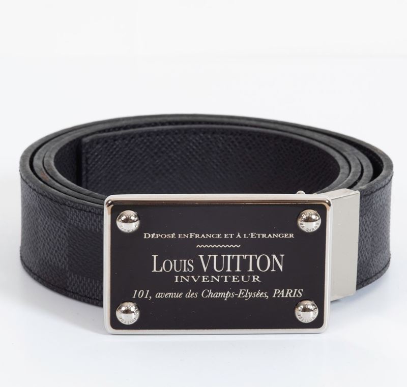 Louis Vuitton Cintura - Auction Fashion, Vintage and Watches Timed