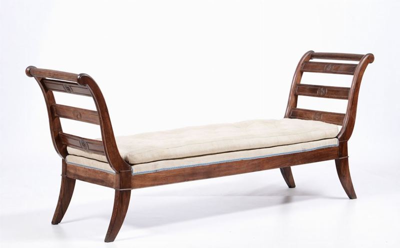 Divanetto tipo direttorio in legno intagliato, XIX secolo  - Auction Furniture - Cambi Casa d'Aste