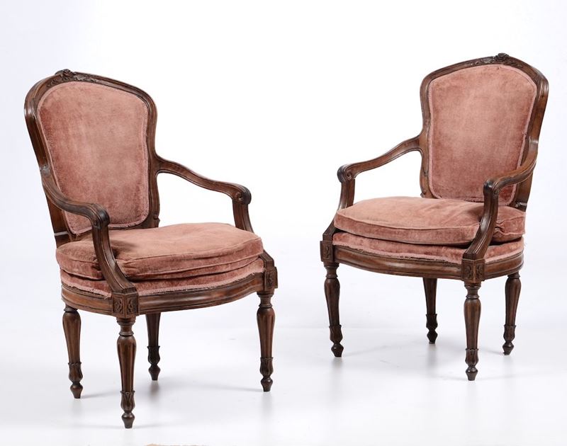 Coppia di poltroncine in legno intagliato, fine XVIII secolo  - Auction Furniture - Cambi Casa d'Aste