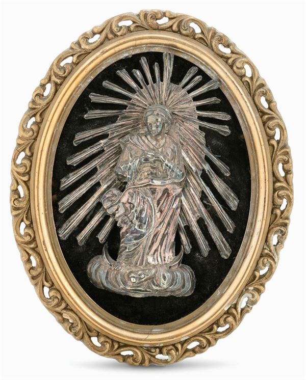 Immacolata in argento sbalzato e cesellato, Genova (?) XIX secolo. Apparentemente privo di bolli