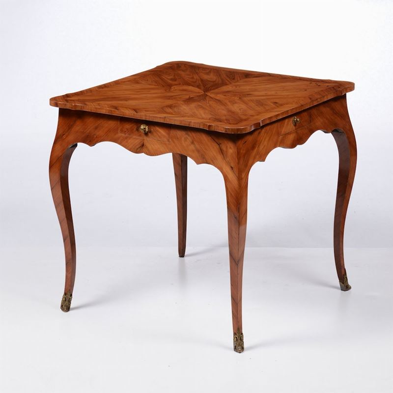 Tavolino da gioco in stile lastronato ed intarsiato, Genova XIX secolo  - Asta Antiquariato - I - Cambi Casa d'Aste