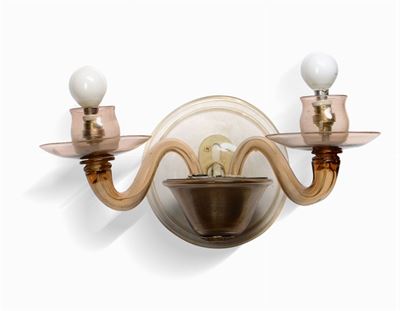 Coppia di Appliques con Struttura in Vetro.