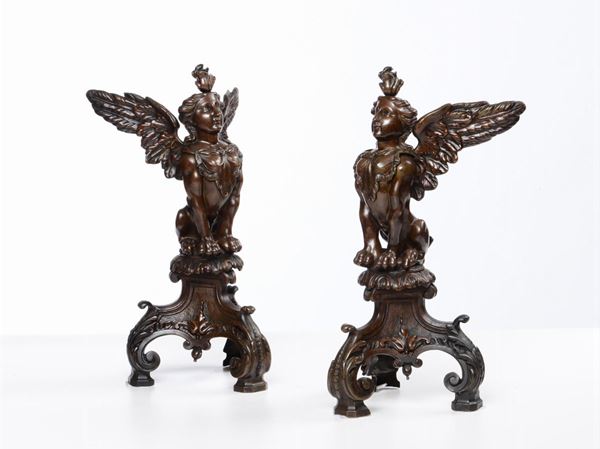 Coppia di alari in bronzo. Probabilmente Toscana,  XIX secolo
