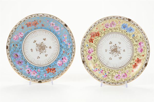 Coppia di piatti in porcellana di Limoges