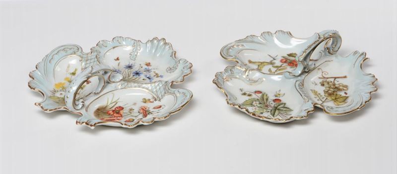 Coppia di vassoi Prima metà del XX secolo  - Auction Ceramics Timed Auction - III - Cambi Casa d'Aste