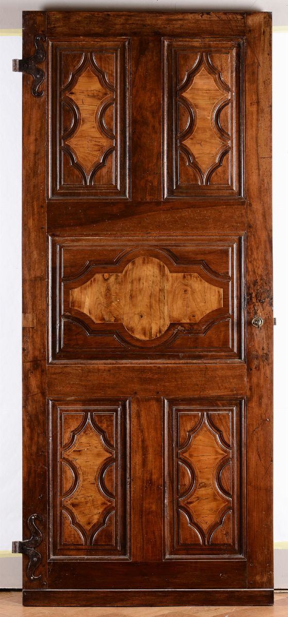 Porta ad un'anta con pannellature, XIX secolo  - Asta Antiquariato - I - Cambi Casa d'Aste