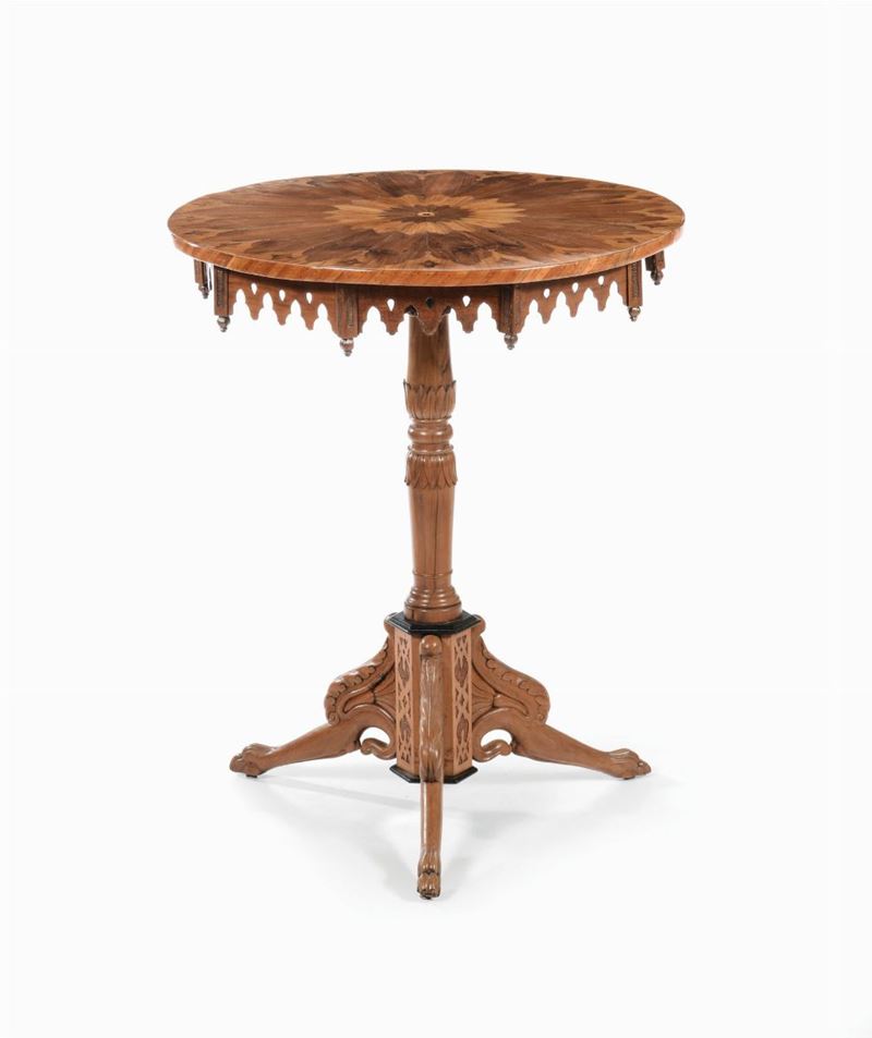 Tavolino in legno intagliato ed intarsiato, XIX secolo  - Asta Antiquariato - I - Cambi Casa d'Aste