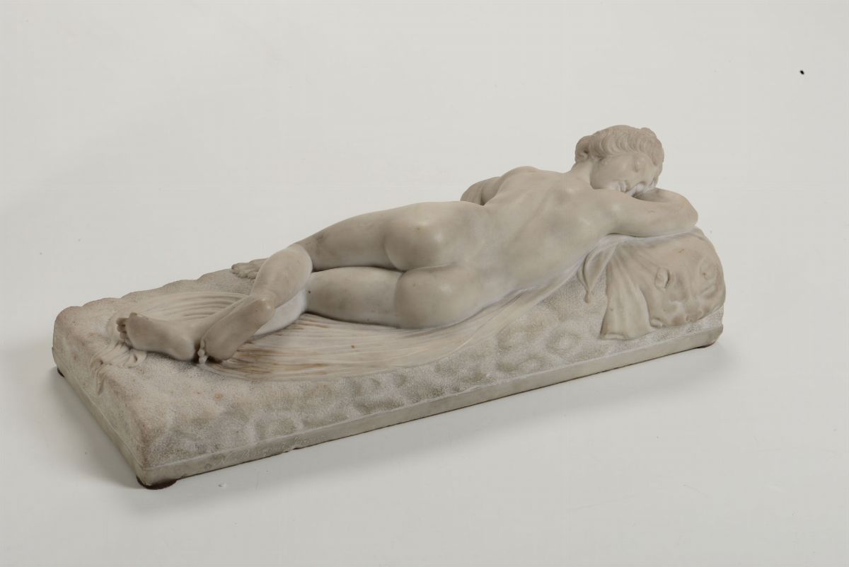 Scultura in Marmo Bianco Raffigurante Ermafrodita, XIX-XX Secolo