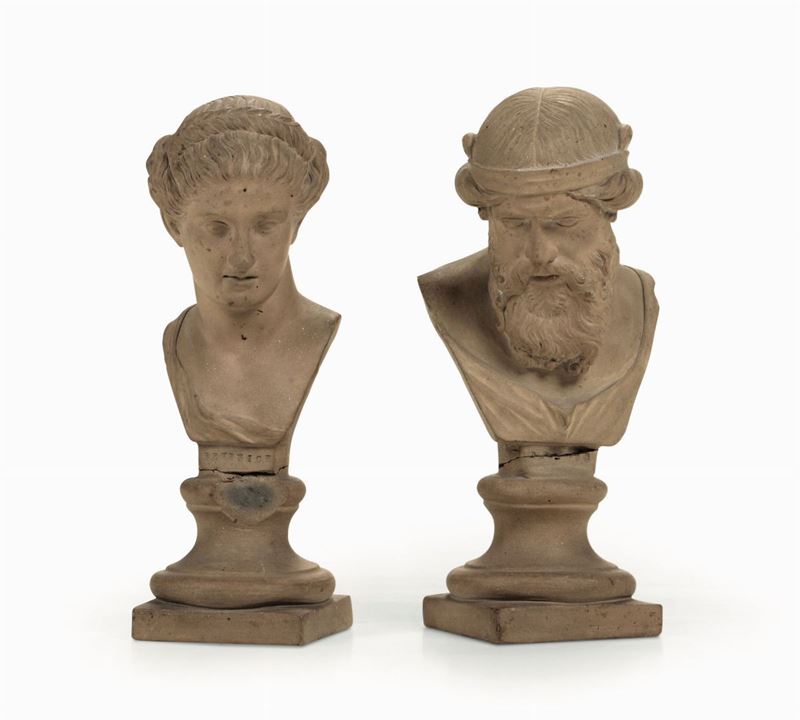 Coppia di bustini in terracotta raffiguranti figura femminile e figura maschile con barba, XIX secolo  - Auction Fine Art - I - Cambi Casa d'Aste