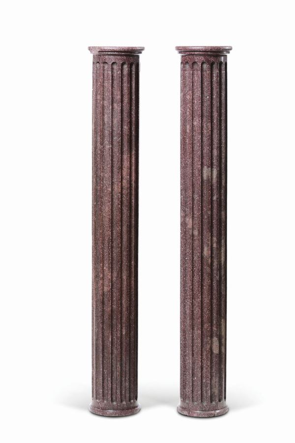 Coppia di colonne in porfido rosso. Lapicida neoclassico. Roma (?) fine del XVIII inizi del XIX secolo